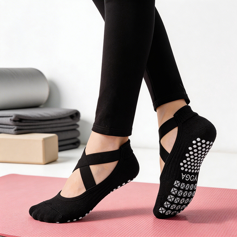 Pilates Yoga Grip Socks - ถุงเท้าโยคะกันลื่นสำหรับผู้หญิง ถุงเท้าซิลิโคนสำหรับออกกำลังกายในร่ม ถุงเท้าผ้าฝ้ายแบบไม่มีส้นสำหรับพิลาทิส ถุงเท้ากีฬาสำหรับเต้นบัลเลต์